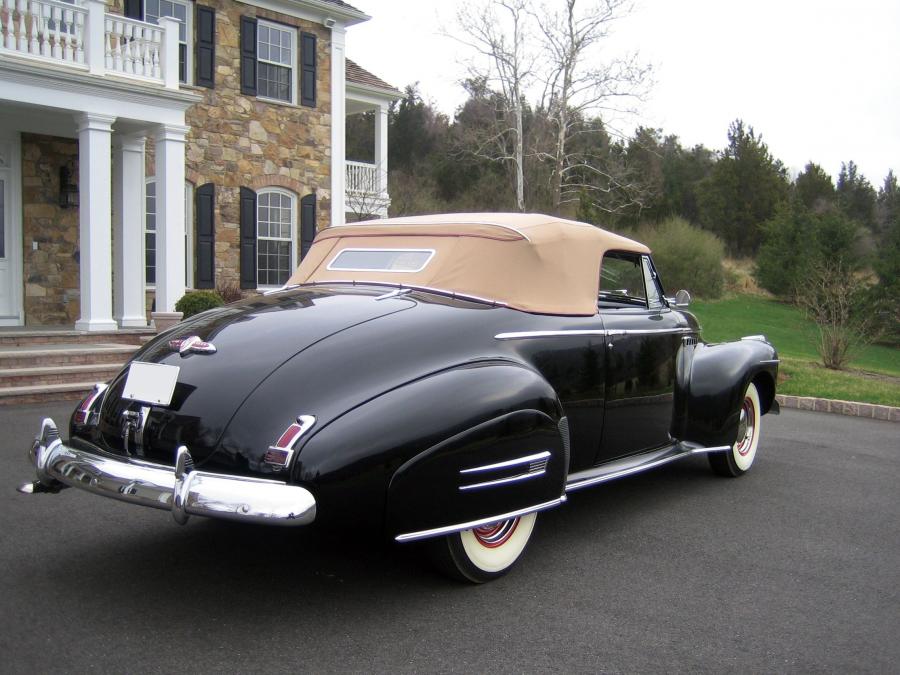  Buick Roadmaster Convertible Coupe 1941 года  (фото 15 из 18)